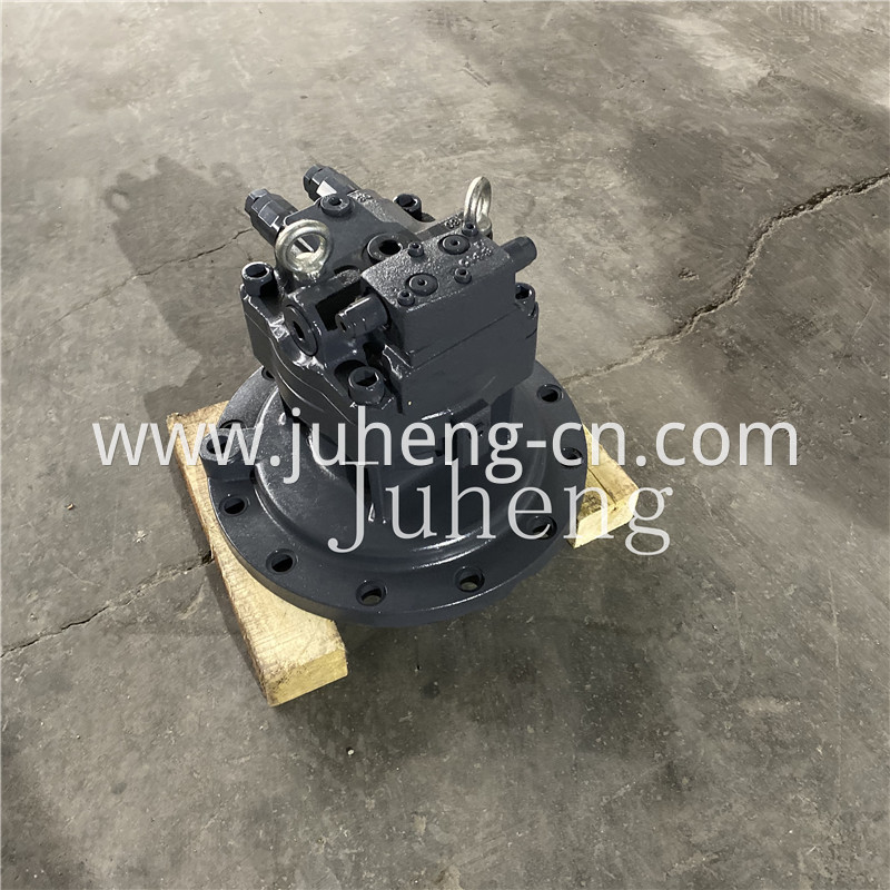 Sk350 8 Swing Motor 4